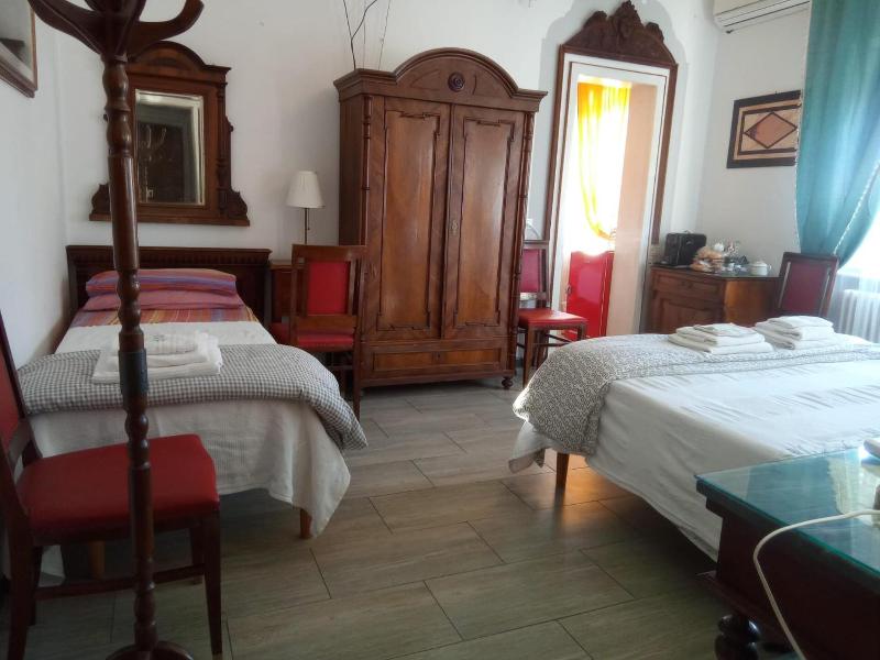 Villa Fiorita image