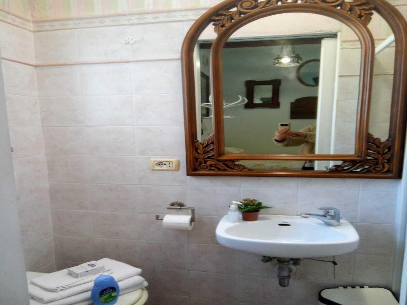 Villa Fiorita image