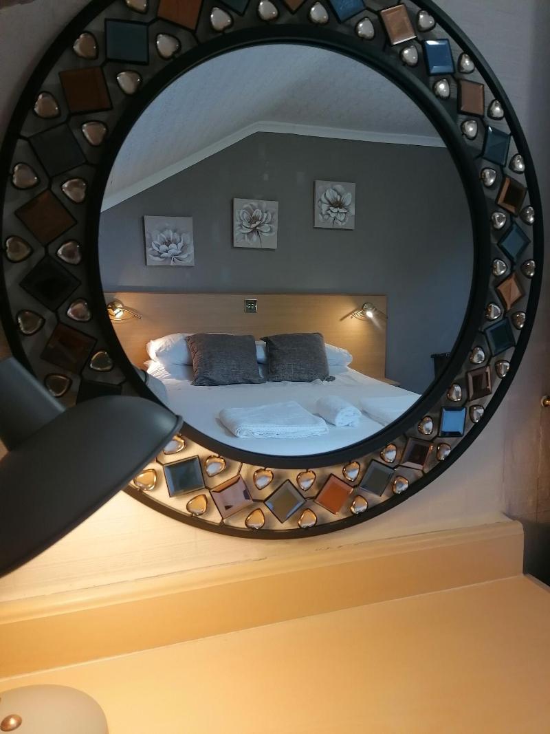 George Borrow Hotel image