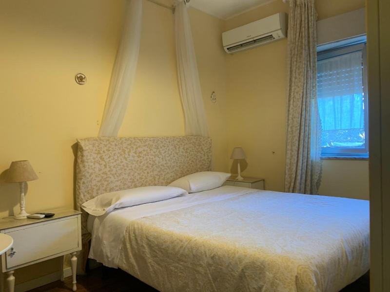 B&B Xenia image