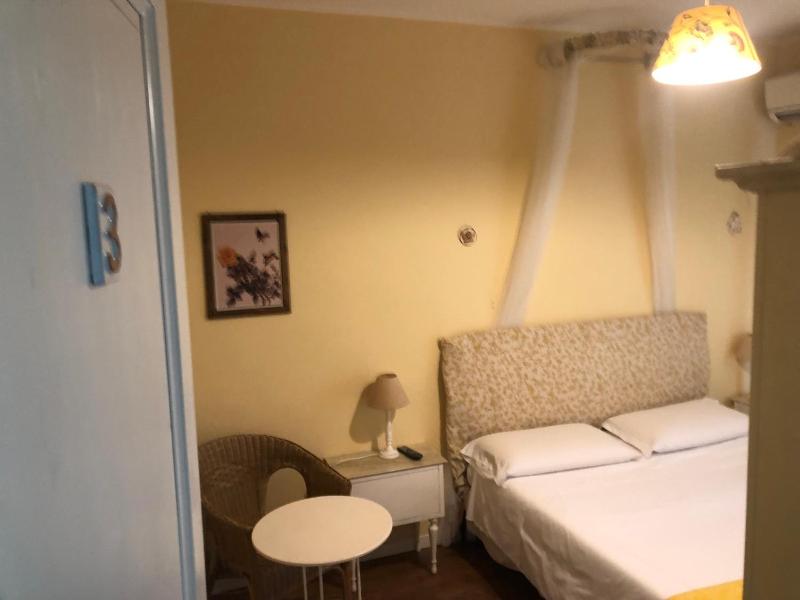 B&B Xenia image