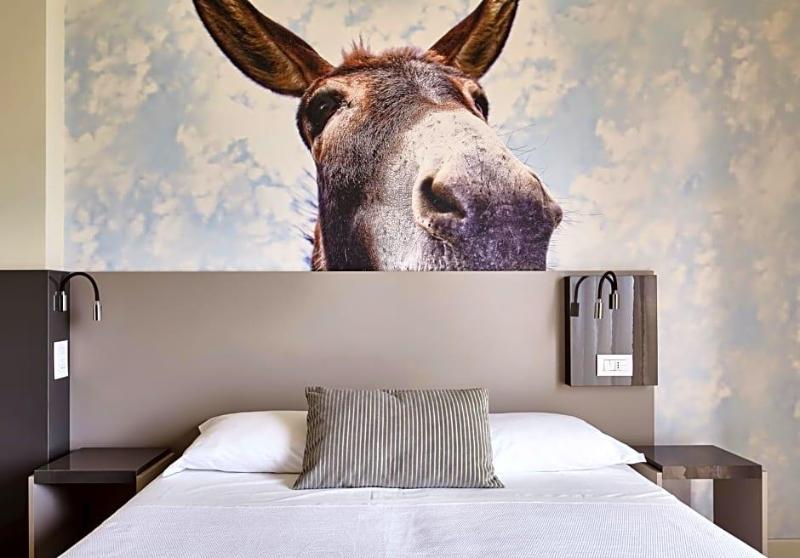 Hotel La Fenice image