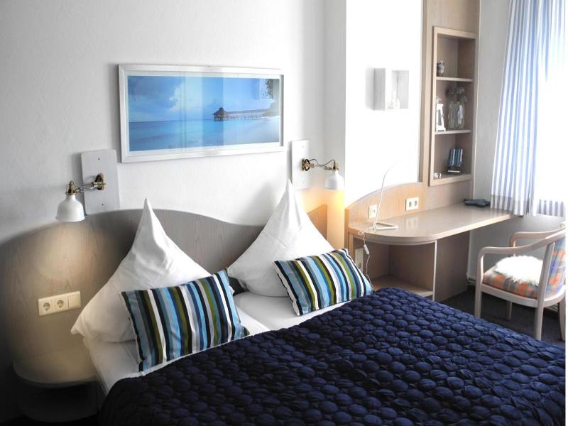 MediTerra Hotel & Restaurant image