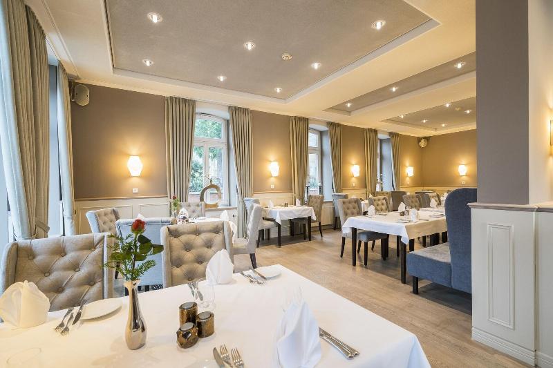 Hotel Von Euch image