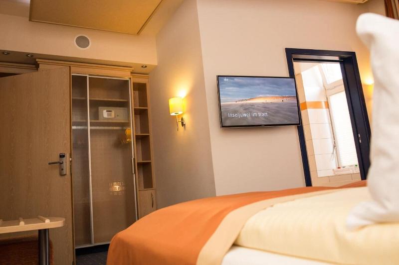 Hotel Von Euch image