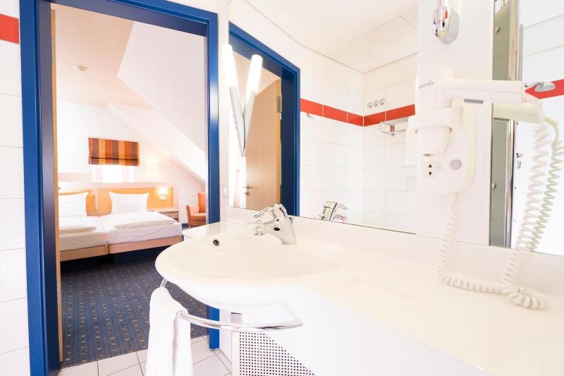 Hotel Von Euch image