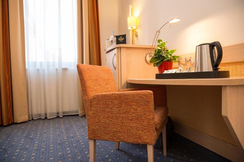 Hotel Von Euch image