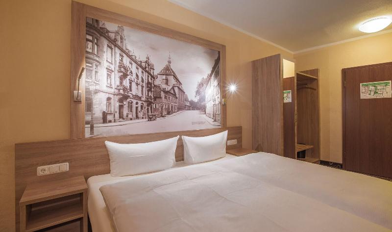 Hotel Wilder Mann Aschaffenburg image