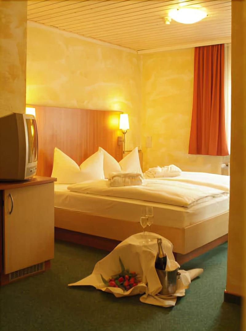 Hotel Wilder Mann Aschaffenburg image