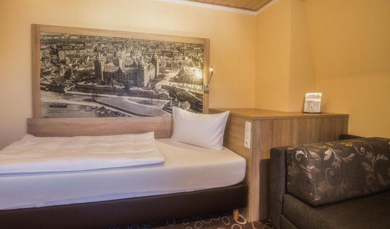 Hotel Wilder Mann Aschaffenburg image