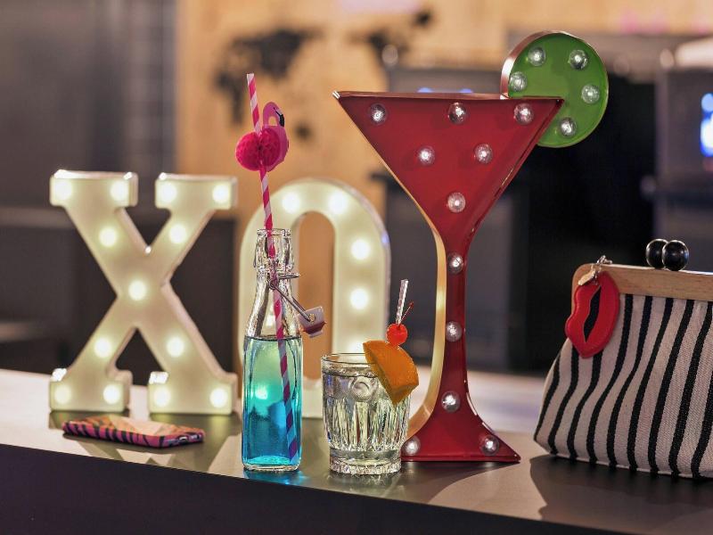 Moxy Frankfurt Airport Kelsterbach image