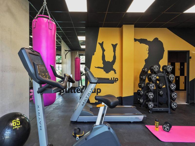 Moxy Frankfurt Airport Kelsterbach image