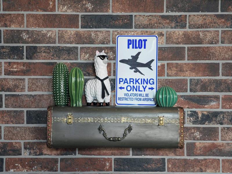 Moxy Frankfurt Airport Kelsterbach image