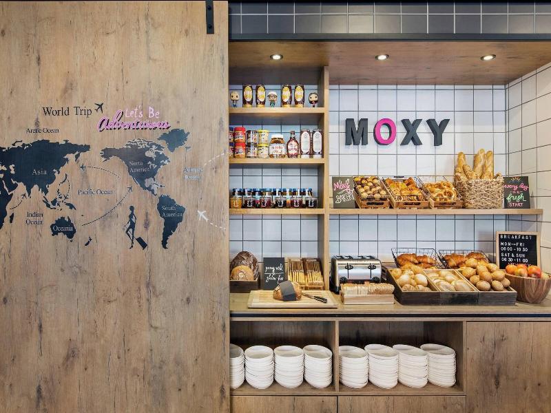 Moxy Frankfurt Airport Kelsterbach image
