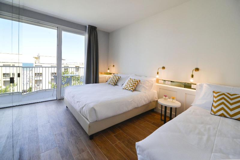 Residence Ten Suite image
