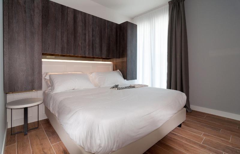 Residence Ten Suite image