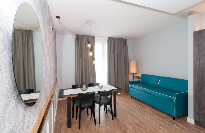 Residence Ten Suite image