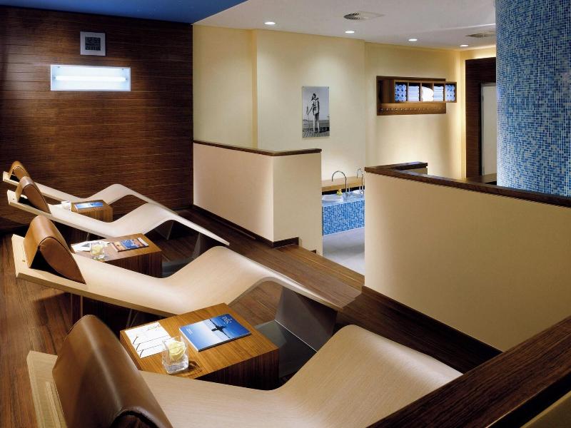 Frankfurt Airport Marriott Hotel image