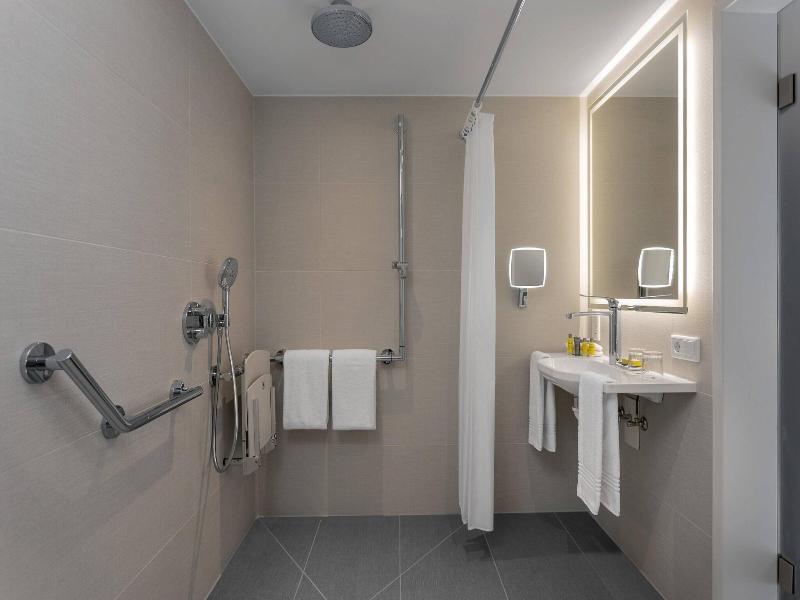 Frankfurt Airport Marriott Hotel image
