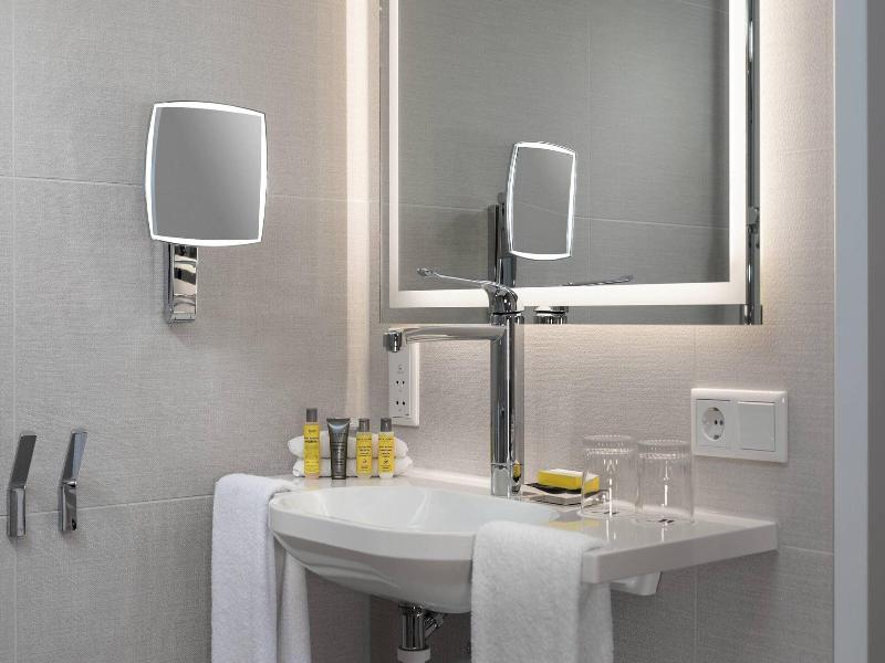 Frankfurt Airport Marriott Hotel image