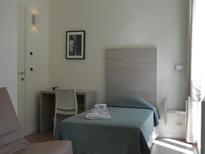 Hotel Riva E Mare image