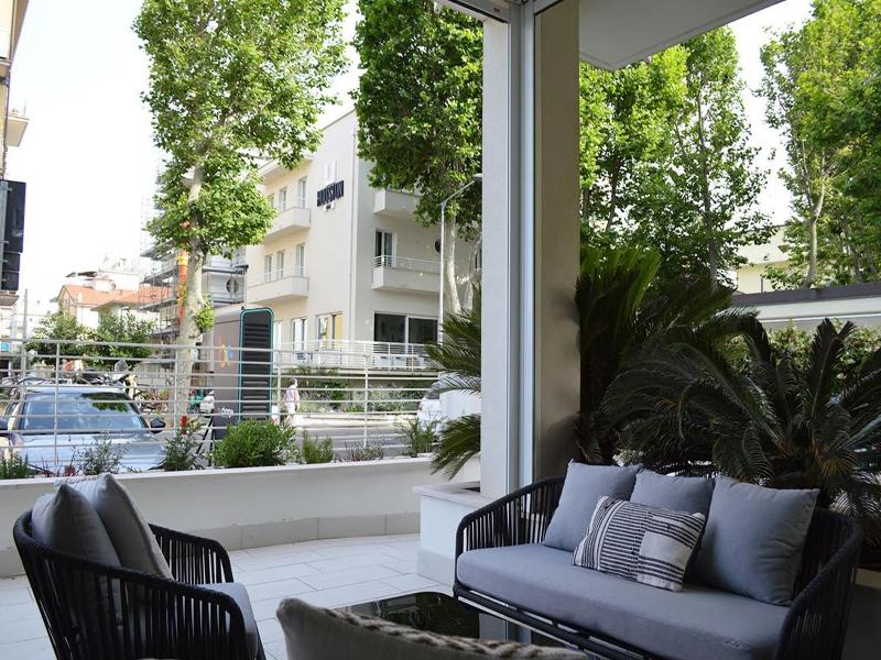 Hotel Riva E Mare image