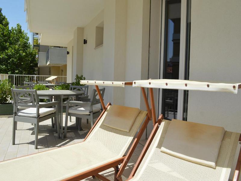 Hotel Riva E Mare image