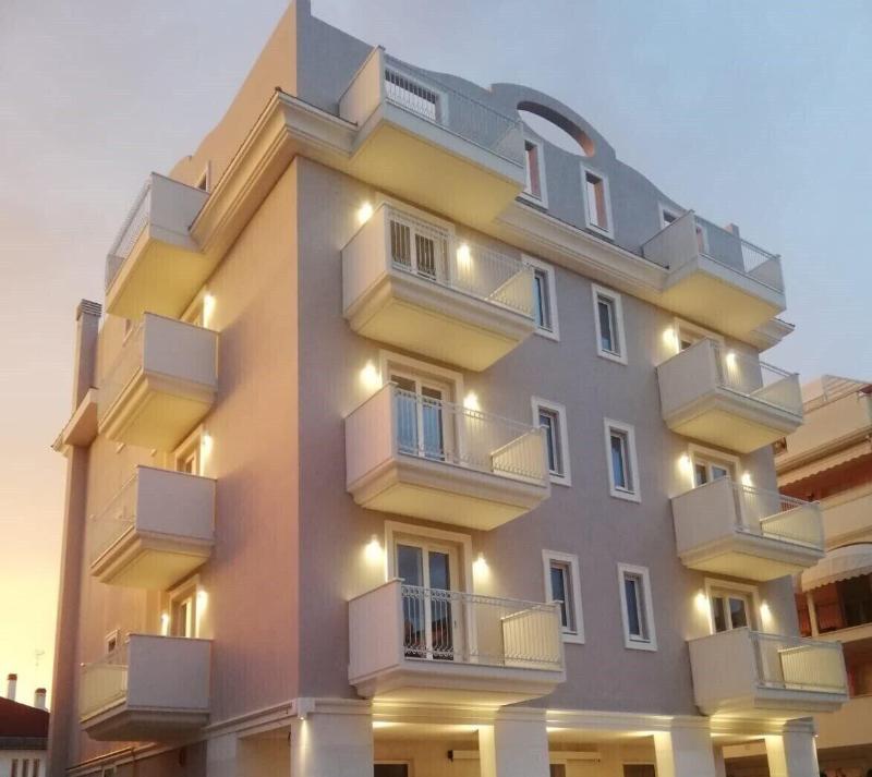 Hotel Carducci image