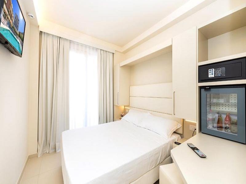 Hotel Carducci image