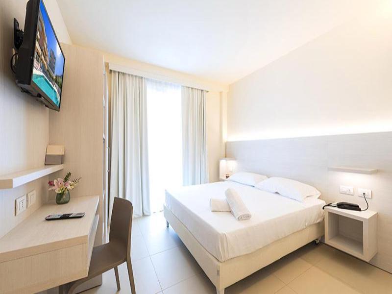 Hotel Carducci image