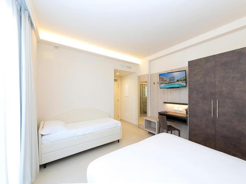 Hotel Carducci image