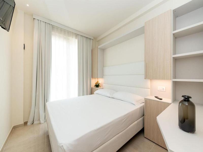 Hotel Carducci image
