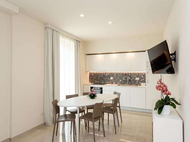Hotel Carducci image