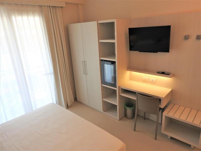 Hotel Carducci image