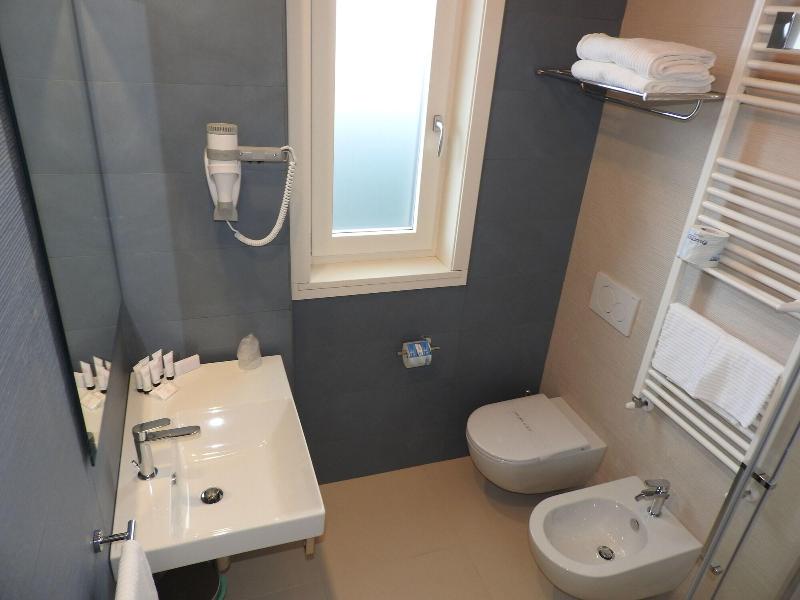 Hotel Carducci image