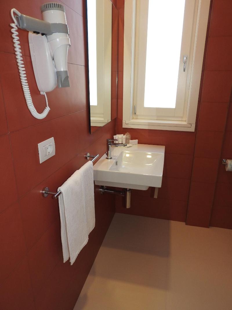 Hotel Carducci image