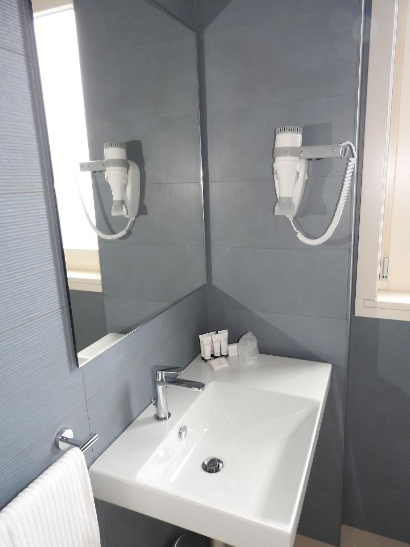 Hotel Carducci image