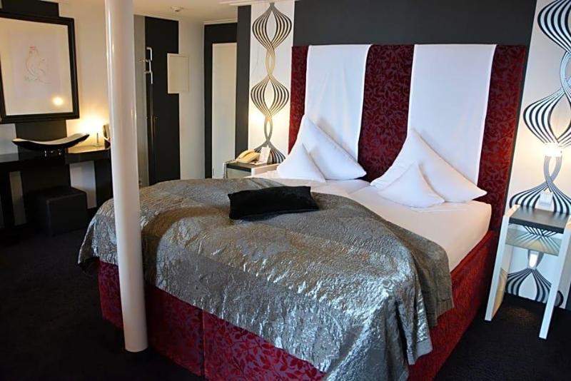 Romantik Hotel Residenz Am See image