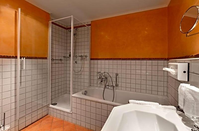 Romantik Hotel Residenz Am See image