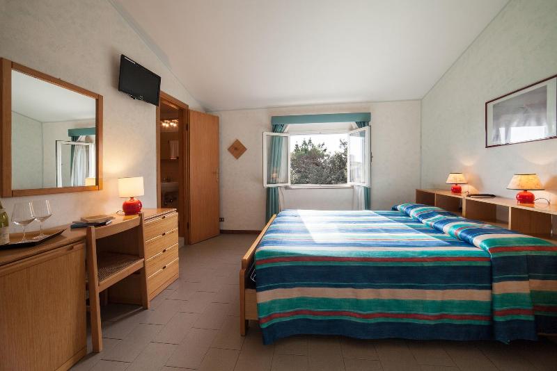 Hotel Villa Tirreno image