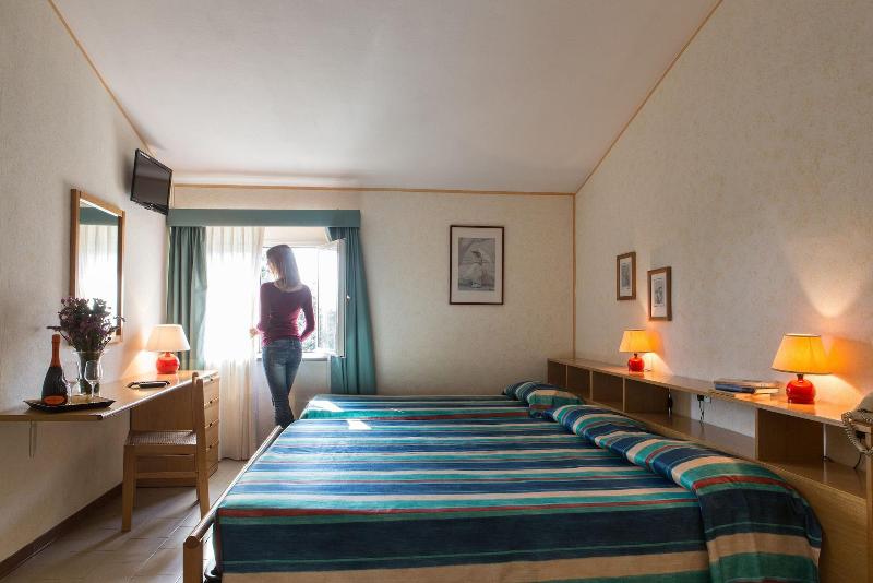 Hotel Villa Tirreno image