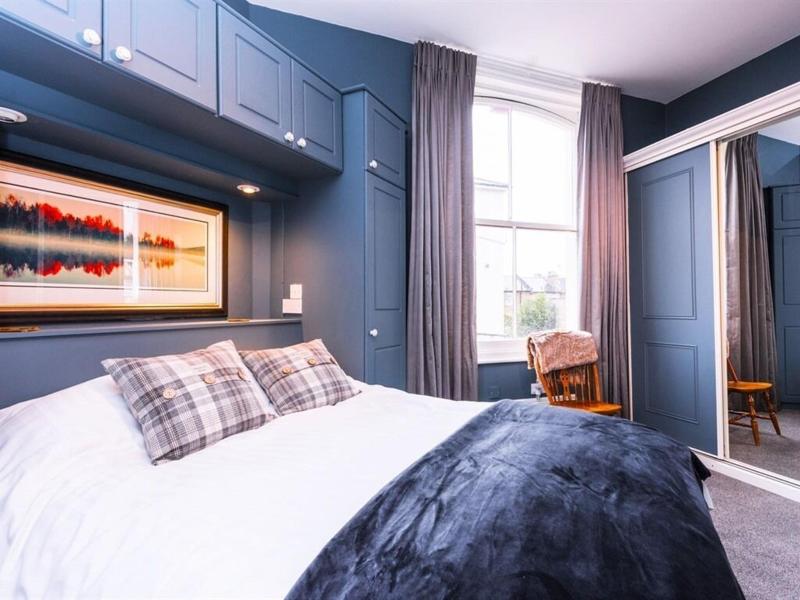 Summerfield Pub & Boutique Rooms image