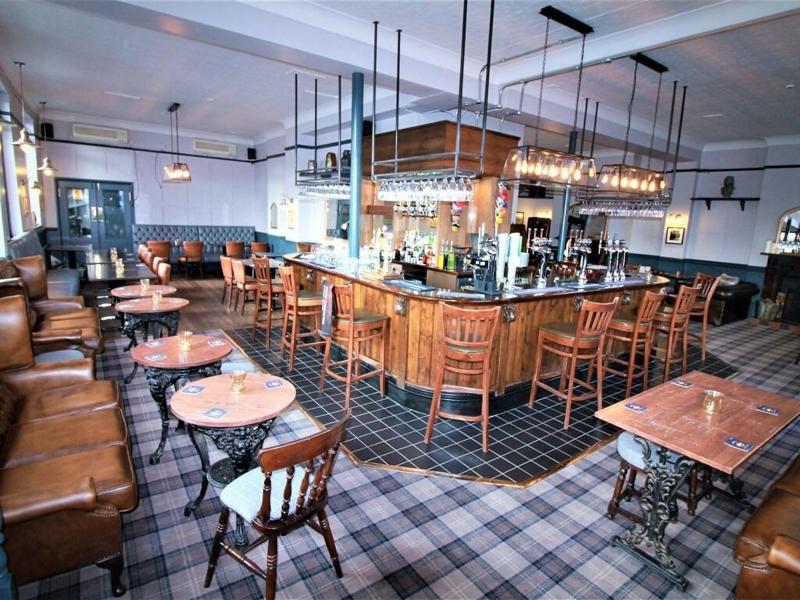 Summerfield Pub & Boutique Rooms image