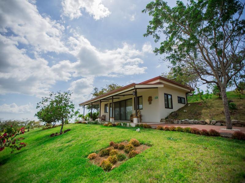 Vida Mountain Resort & Spa - Adults Only image
