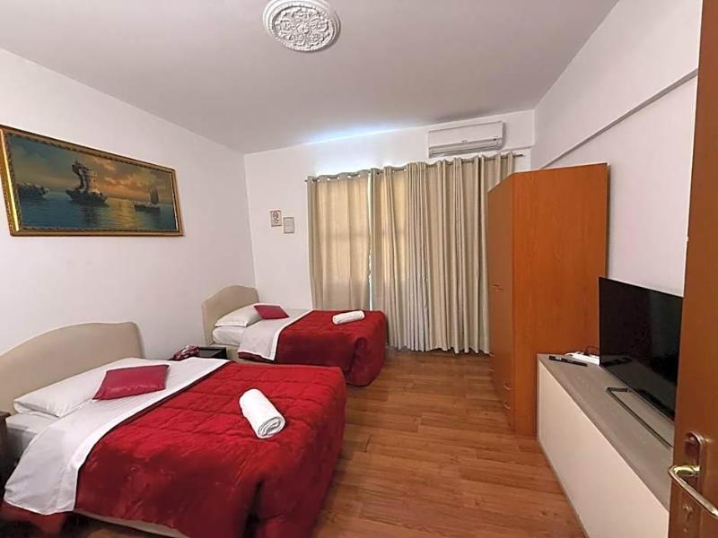 Two Ducks Hostel image