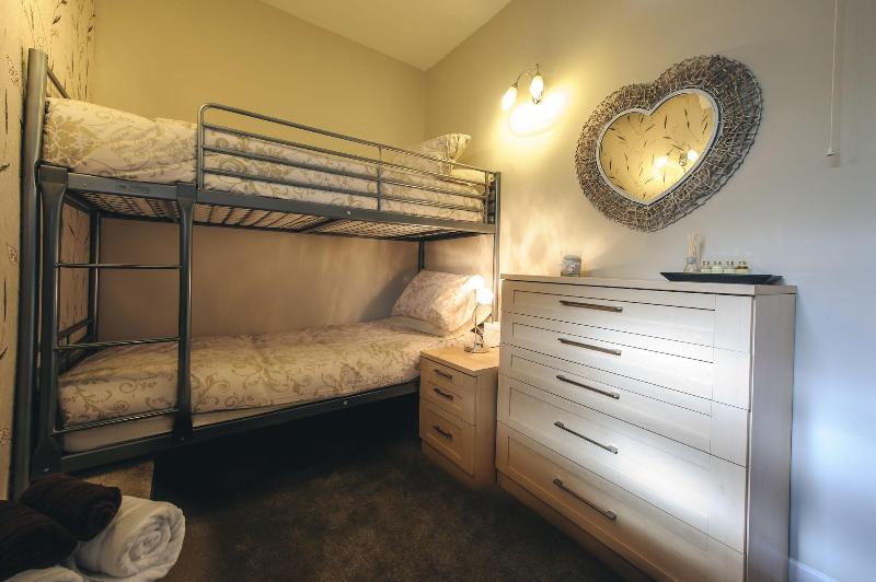 De Courceys Manor Cottages image