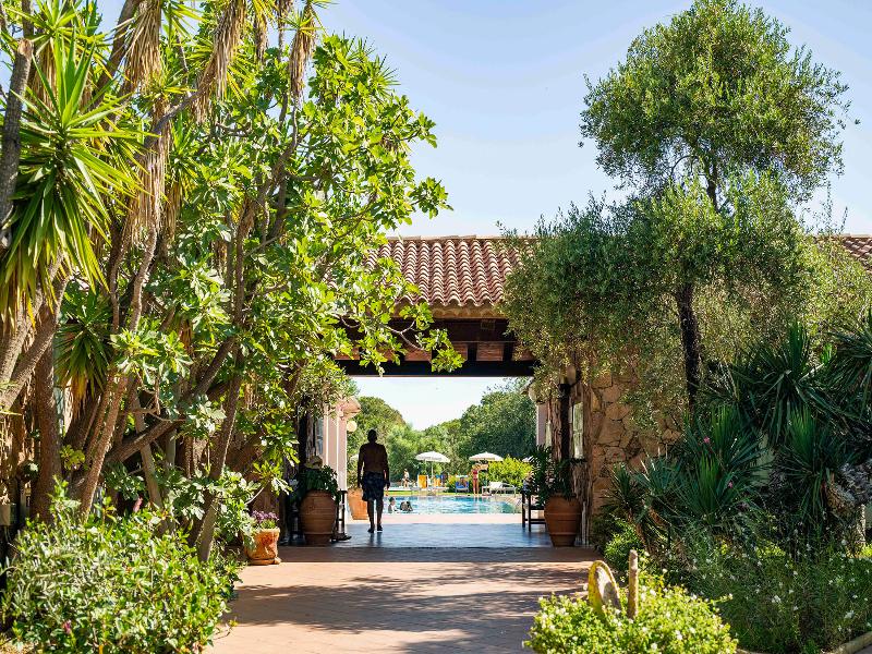 Perdepera Resort image
