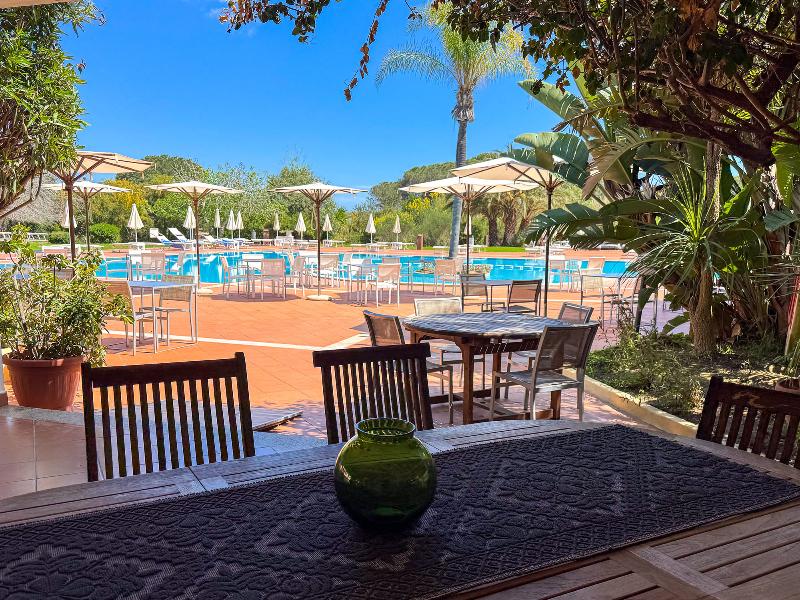 Perdepera Resort image
