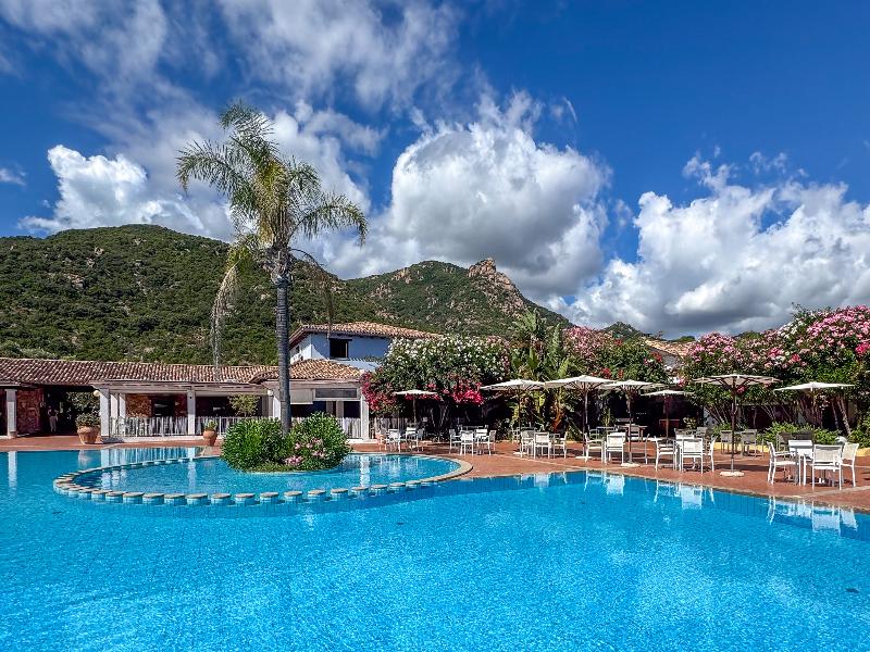 Perdepera Resort image