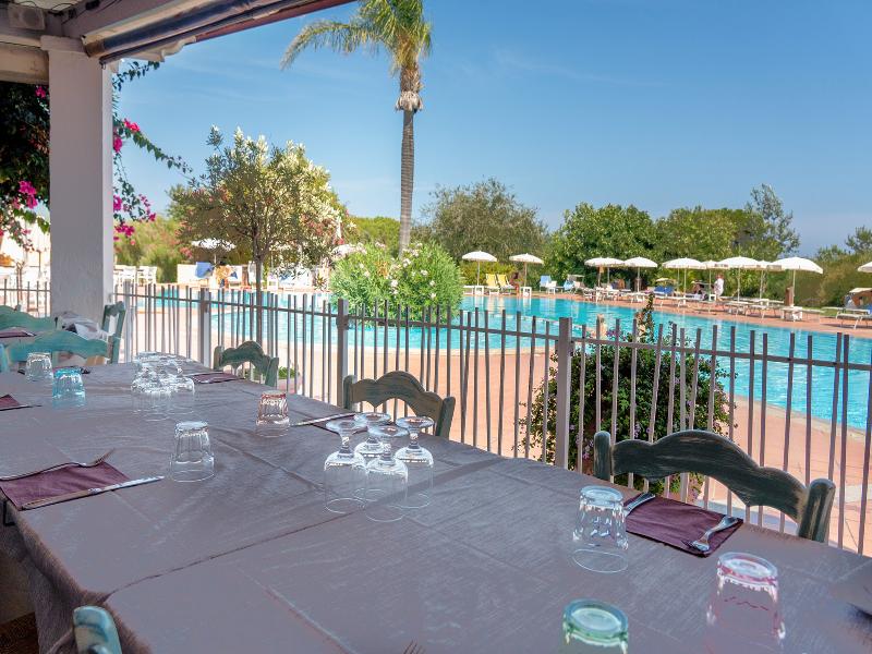 Perdepera Resort image
